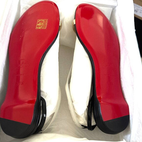 Christian Louboutin ATHINITA Athina T Strap Flat Gladiator Sandals Shoes - Picture 14 of 16